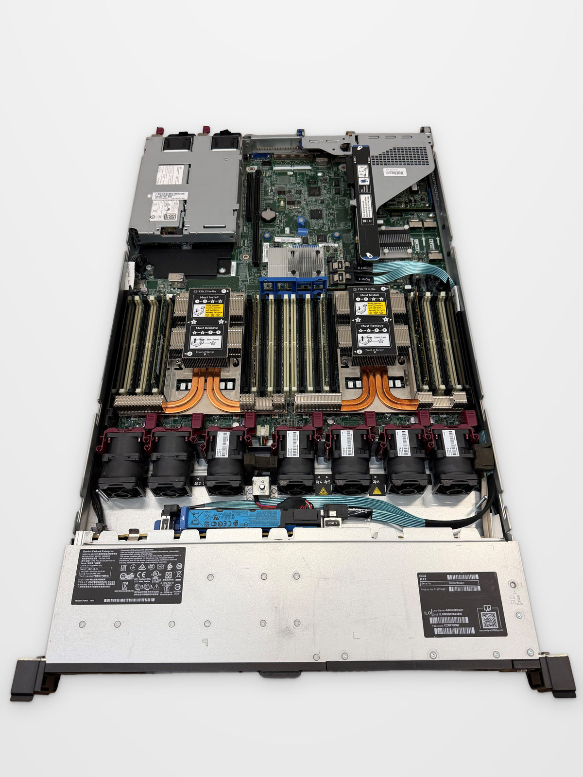 HPE ProLiant DL360 Gen10 internal view – dual CPU heatsinks, 24 DIMM slots, fans and risers